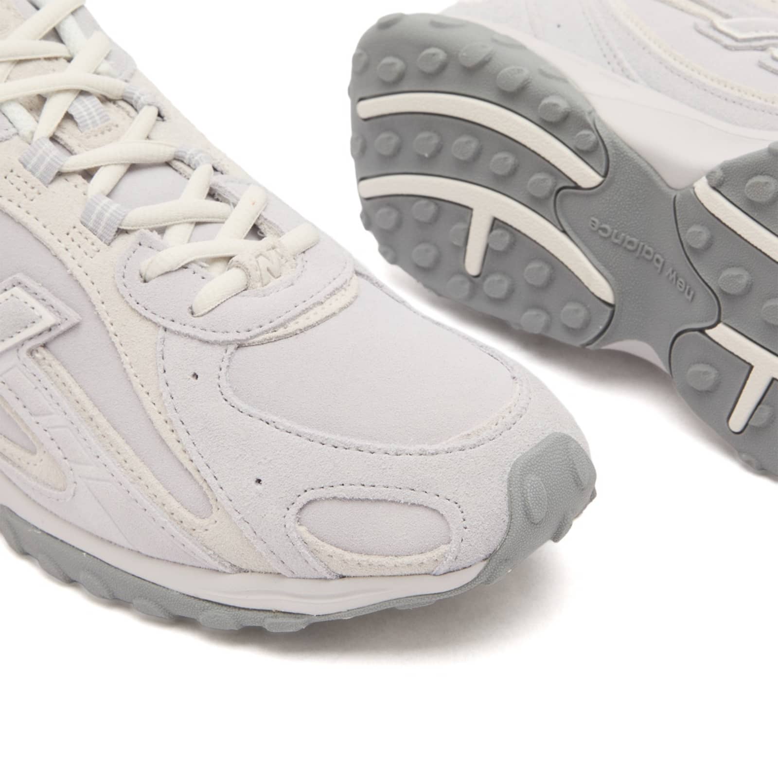 New Balance 204L Sneaker
