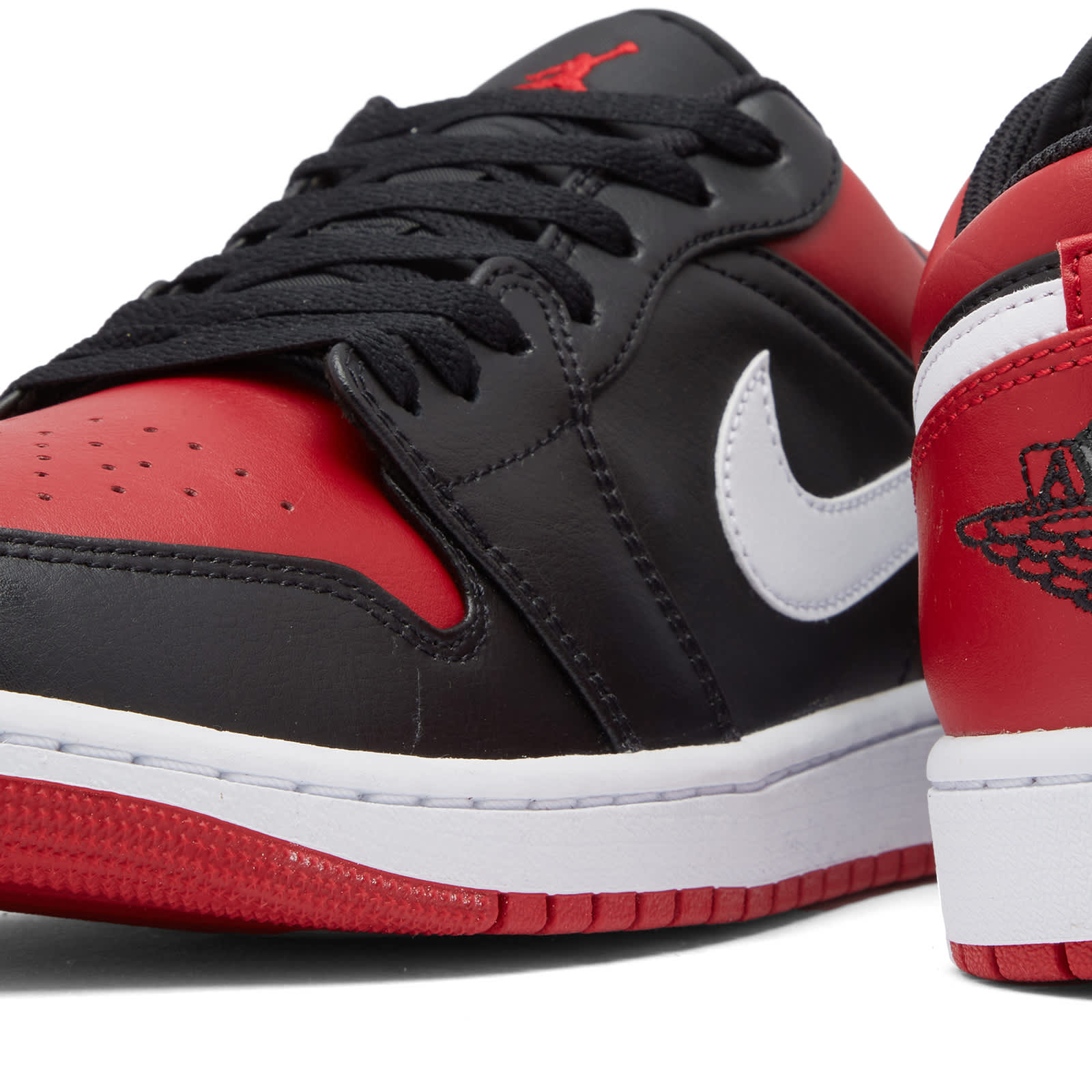jordan 1 low black and red