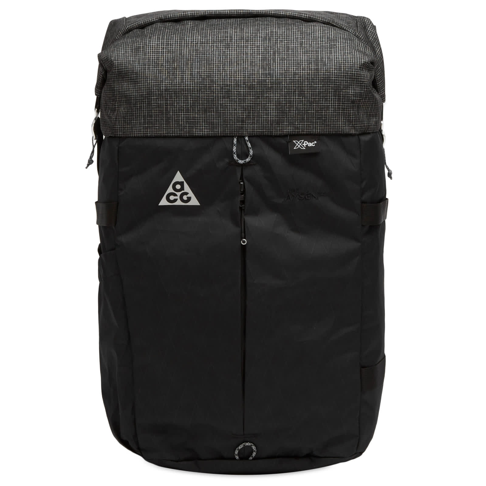 Nike ACG Aysén Day Pack - Black & Metallic Silver