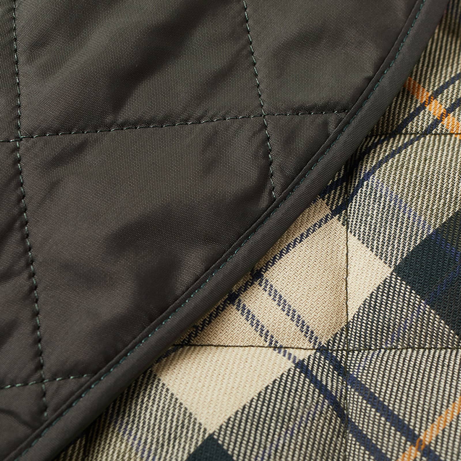 Barbour Quilted Dog Coat Olive END. (US)