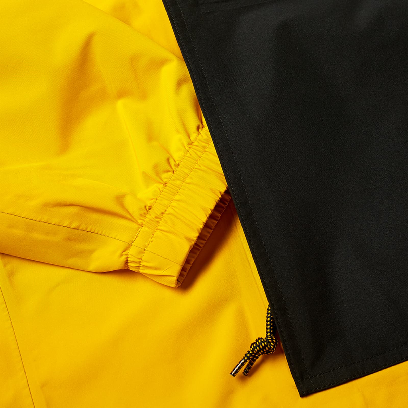 Nike ACG Gore-Tex Paclite Jacket - University Gold & Black