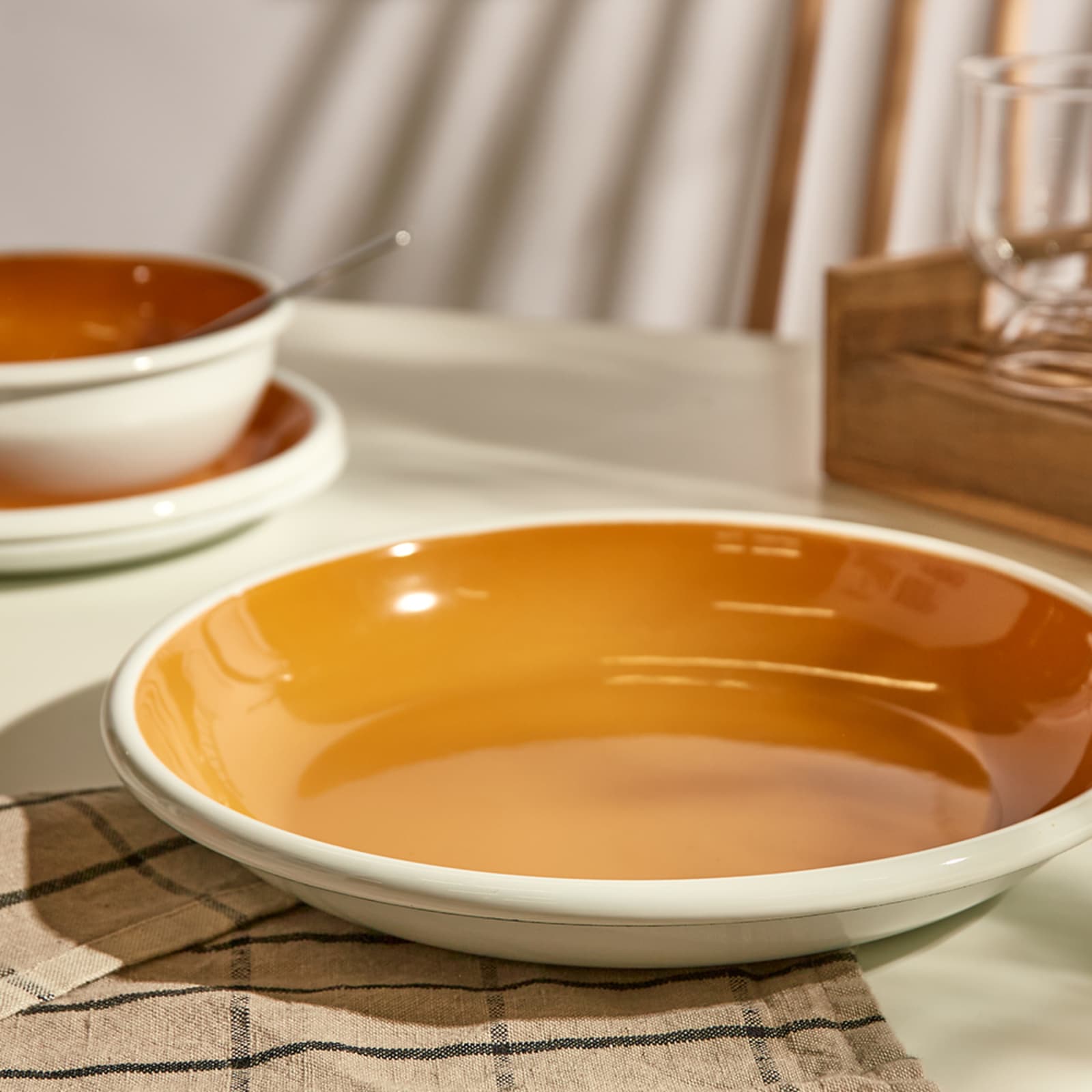BORNN Enamelware Bloom Large Plate Orange END. (KR)