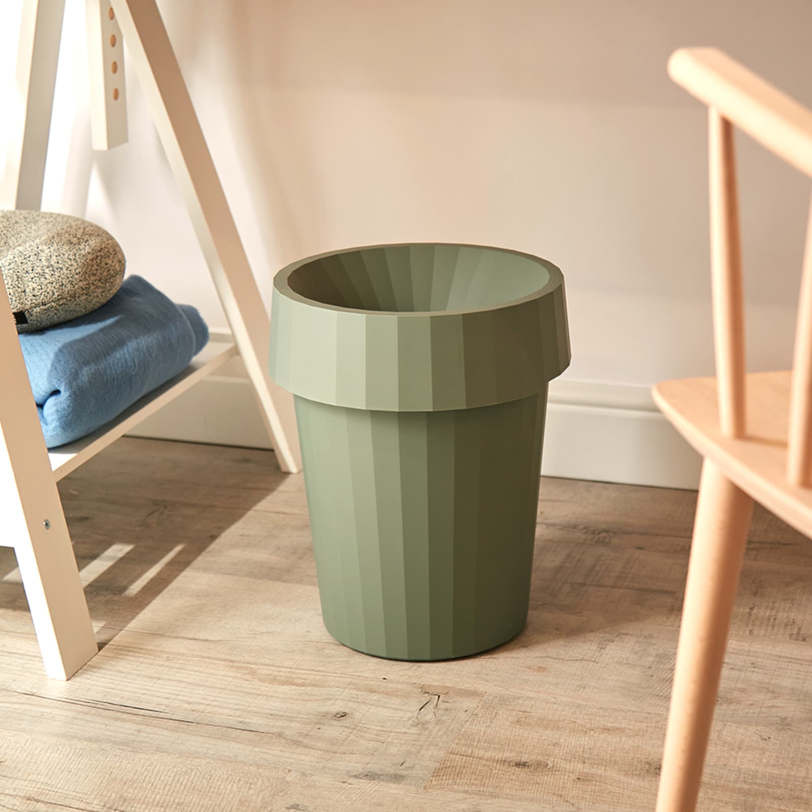 HAY Shade Bin Dusty Green END. (Global)