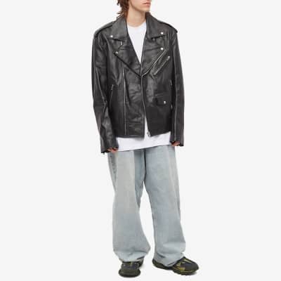 VETEMENTS | END. (US)
