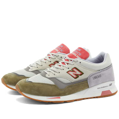 red and white new balance shoes