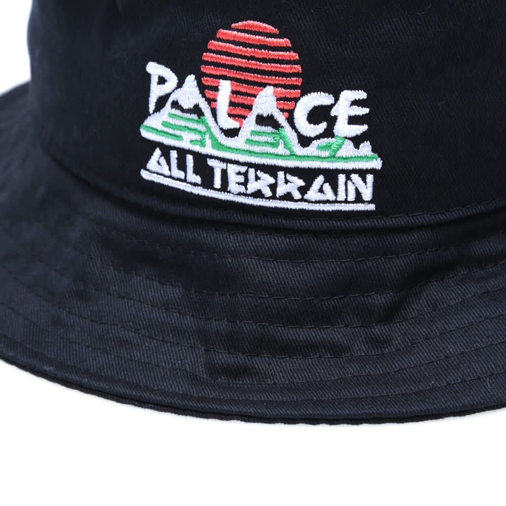 Palace Bucket Hat Black END.