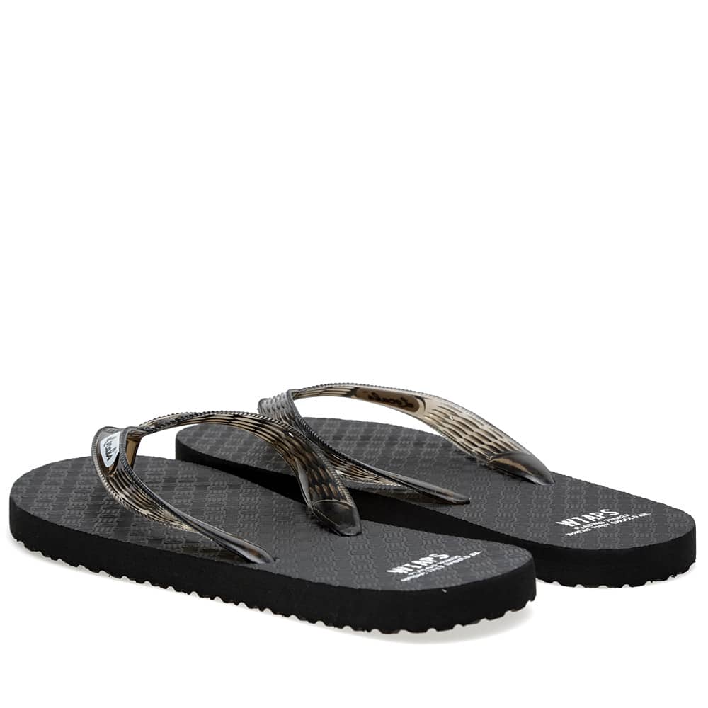 locals flip flops near me