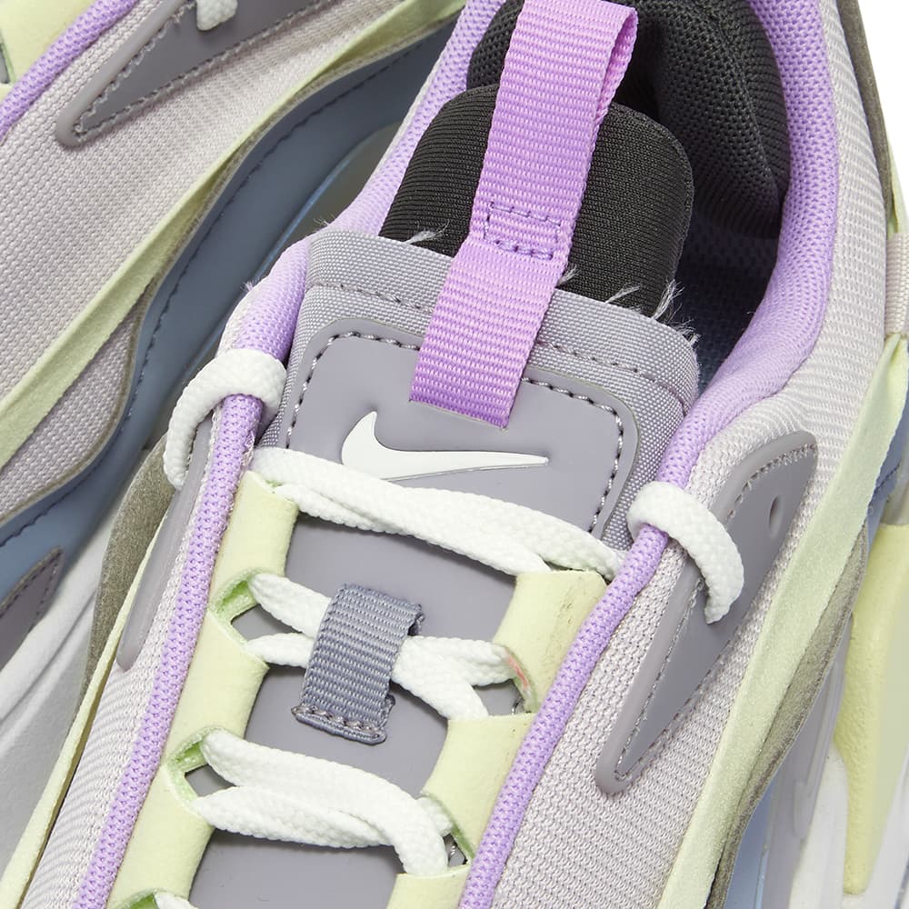 pure platinum nike air vapormax flyknit