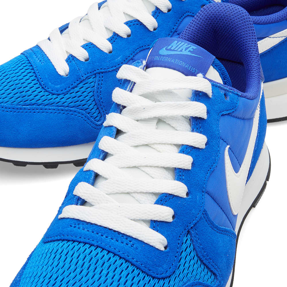 nike internationalist womens blue