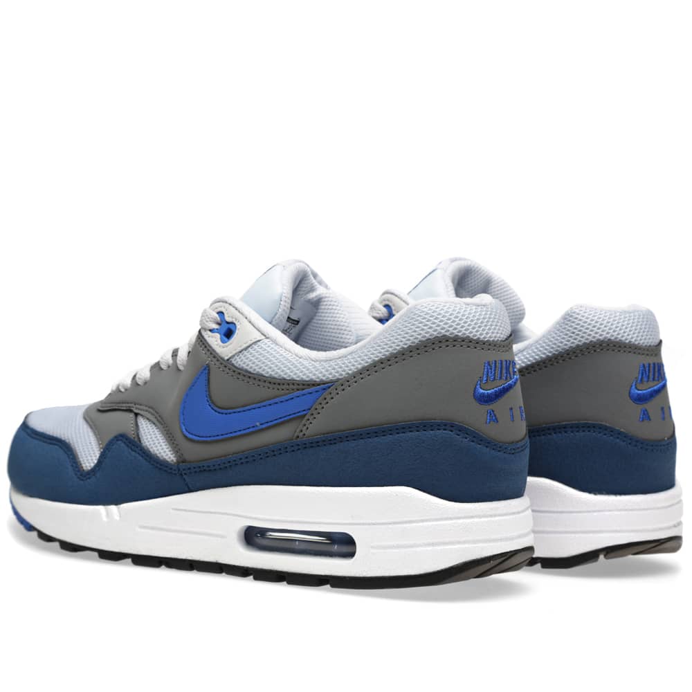 air max one essential noir