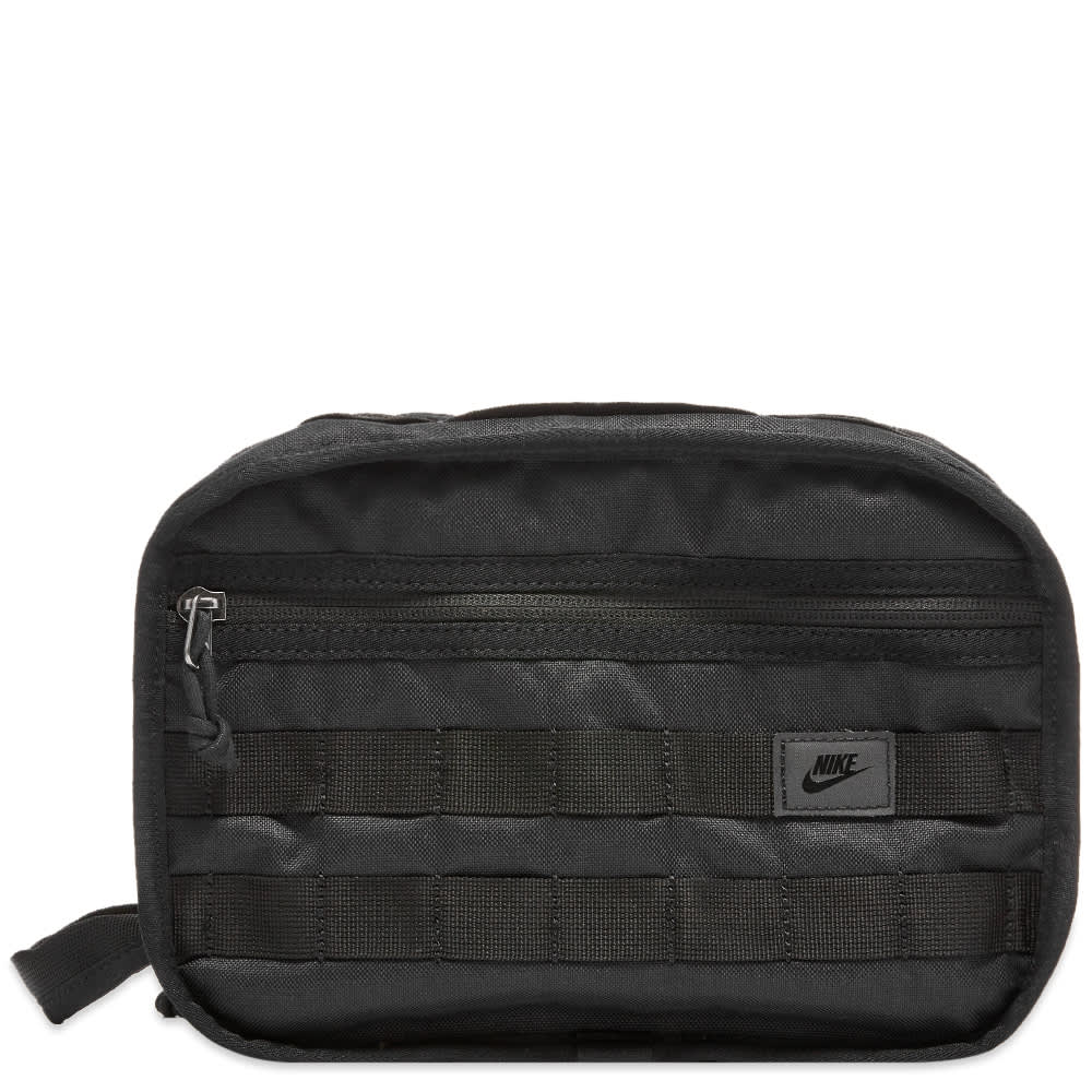 Nike Tech Utility Travel Bag Black END. (ES)