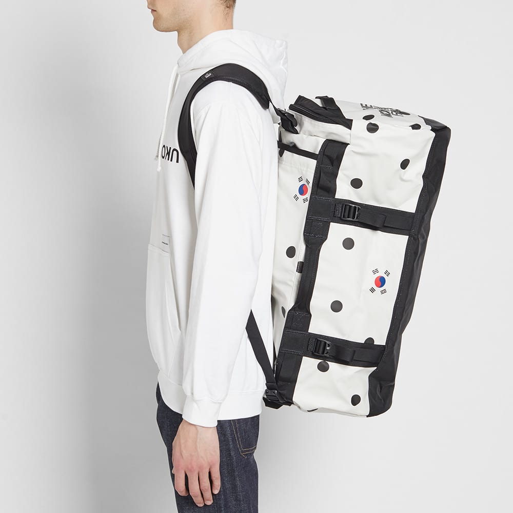 The North Face IC Base Camp Duffle Bag Vaporous Grey END. (US)