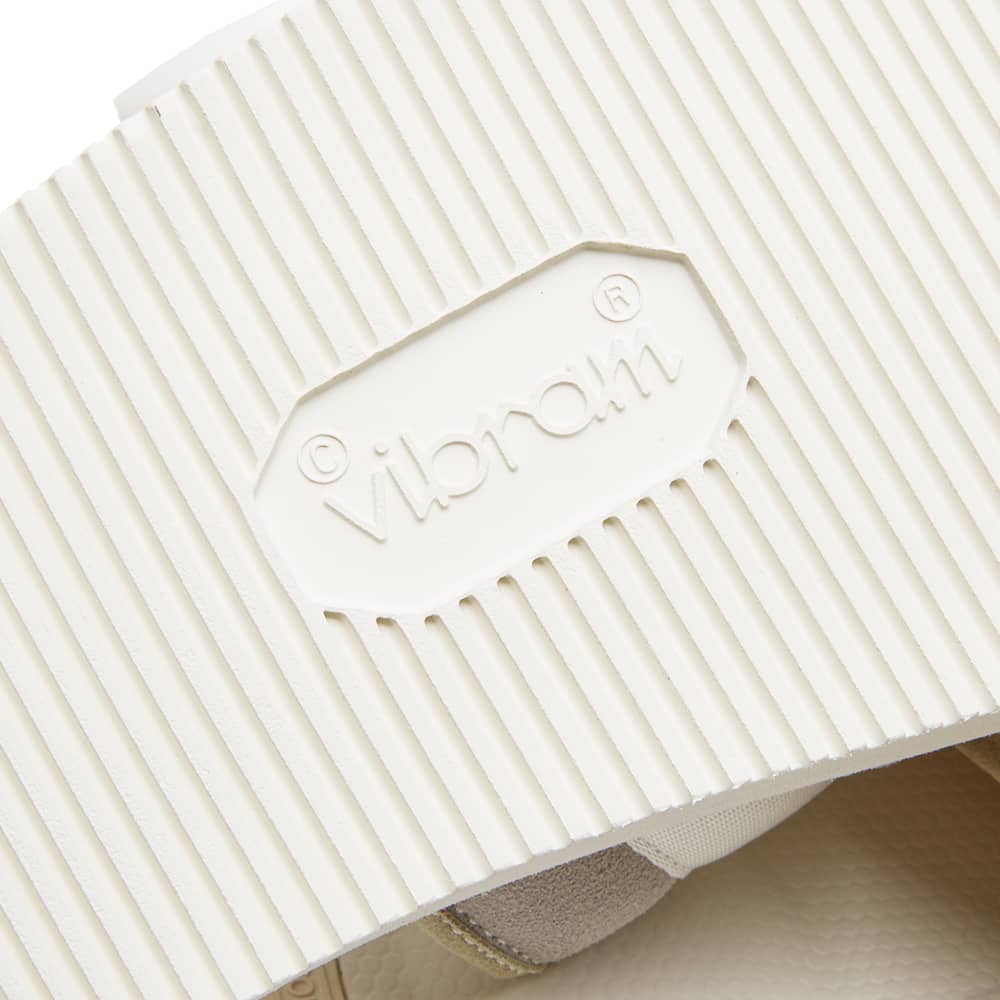 suicoke moto white
