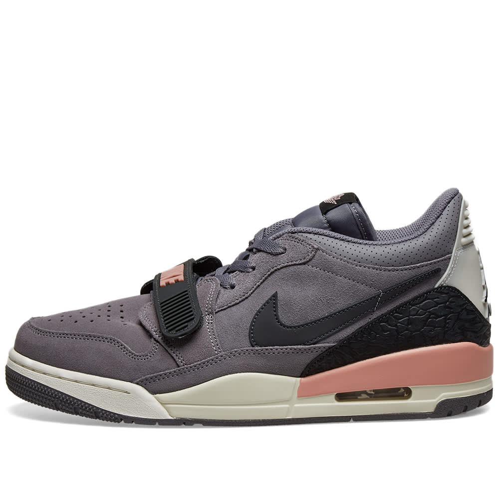 air jordan legacy 312 low gunsmoke