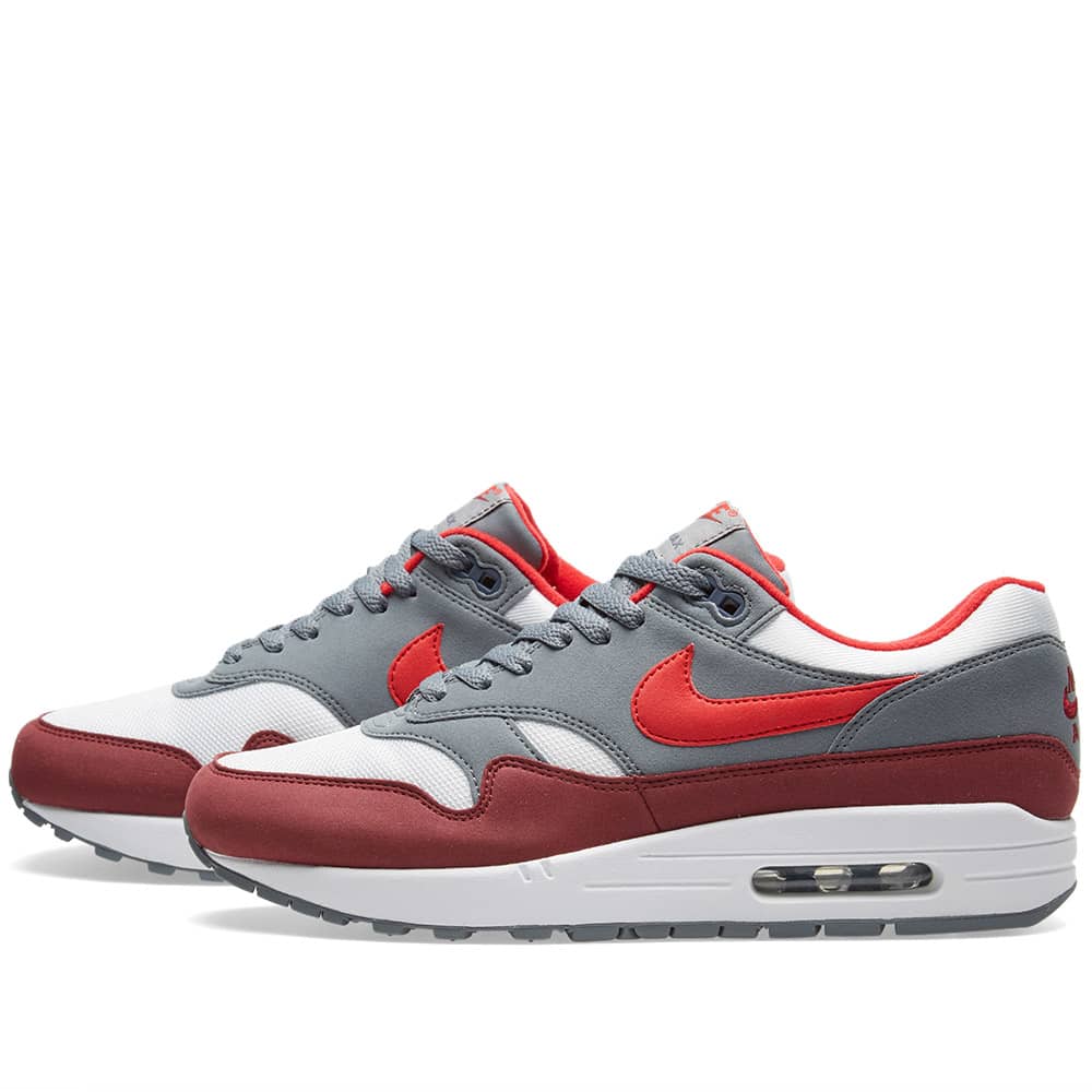 air max one red and white