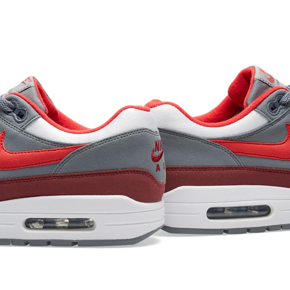 air max 1 white red