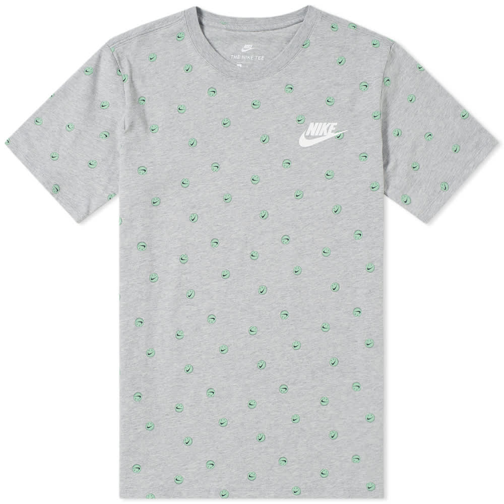 nike t shirt smiley