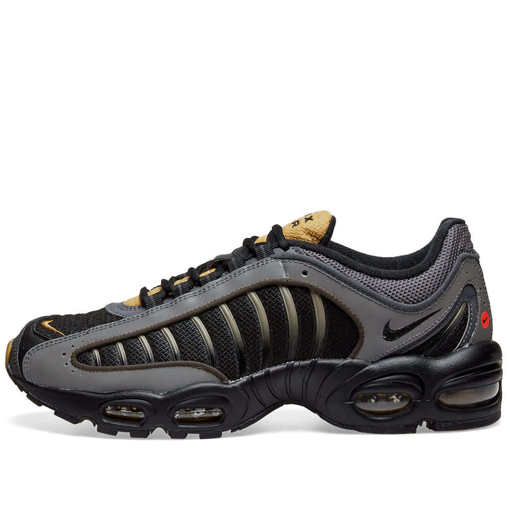 buy nike air max tailwind 4