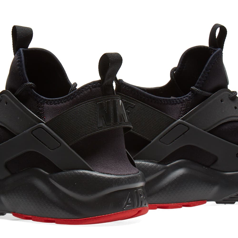 Air huarache ultra red and black clearance