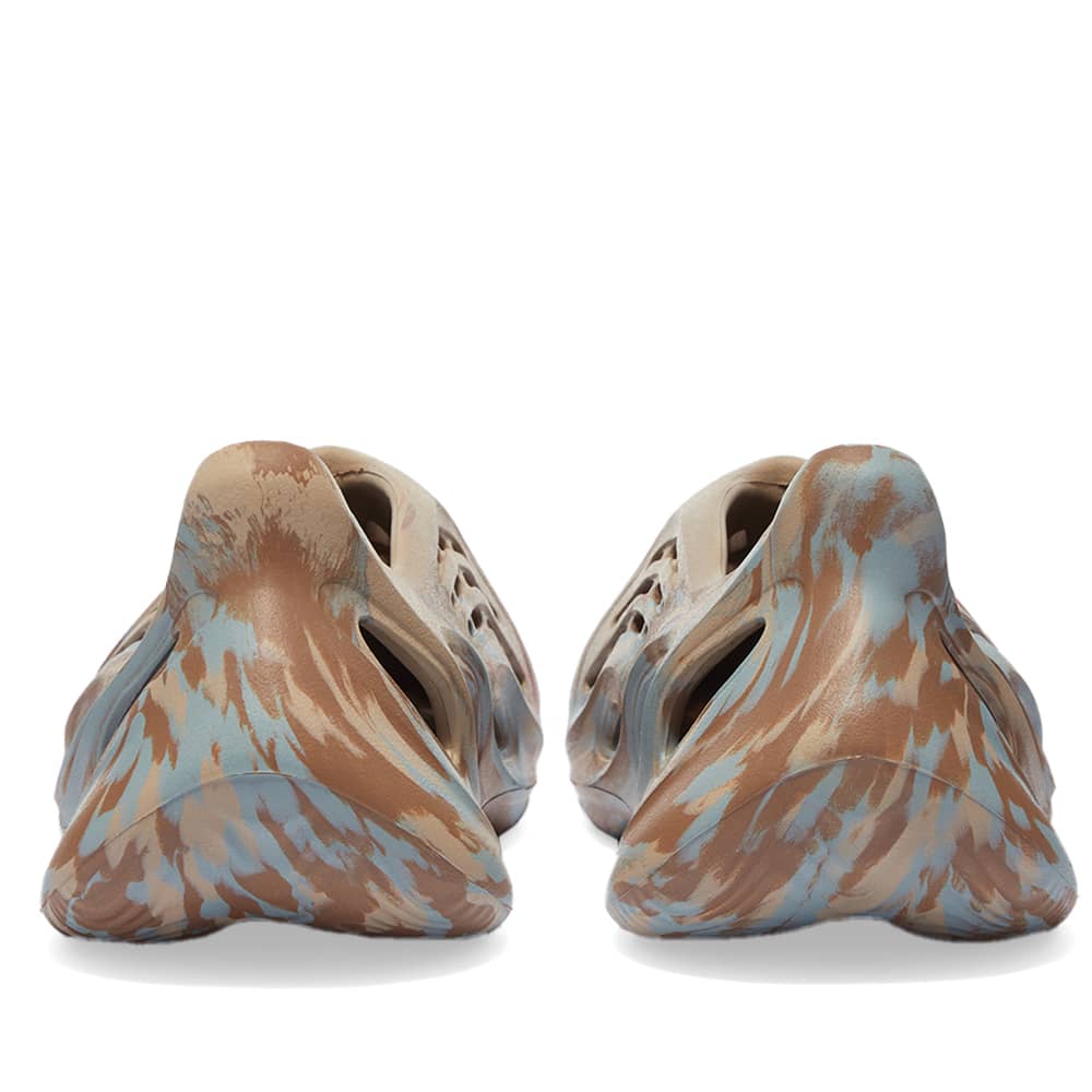 Yeezy Foam Runner Mx Sand Grey END.