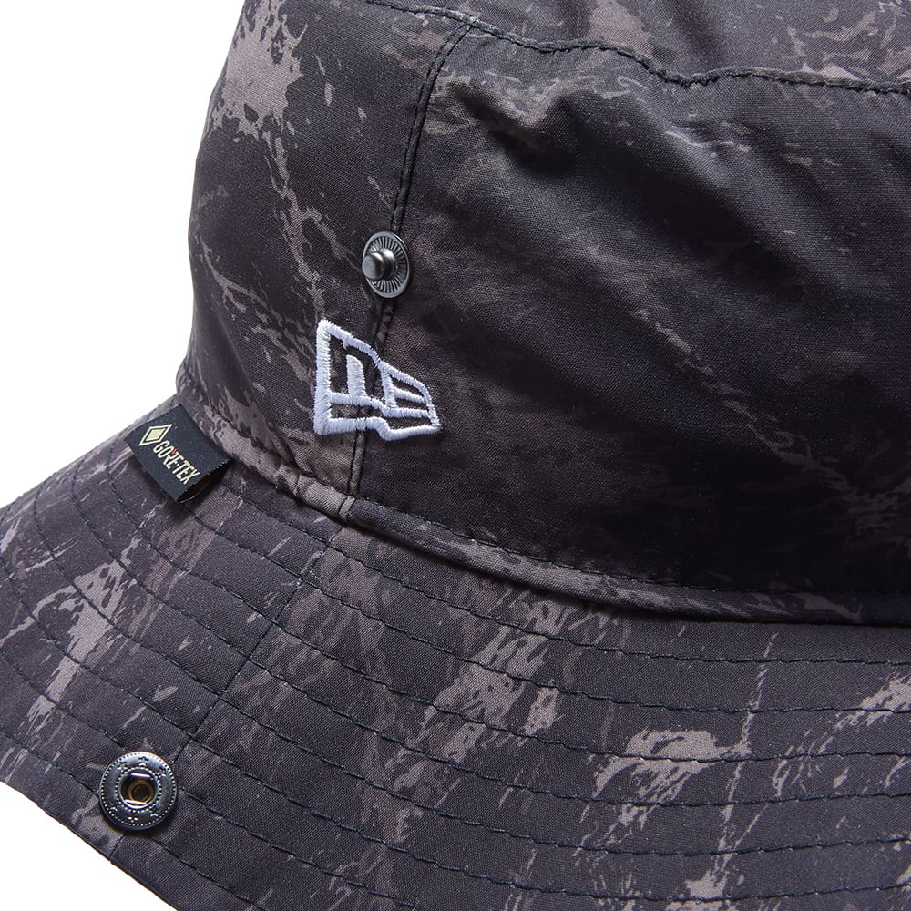 New Era GoreTex Adventure Bucket Hat Dark Camo END. (Europe)