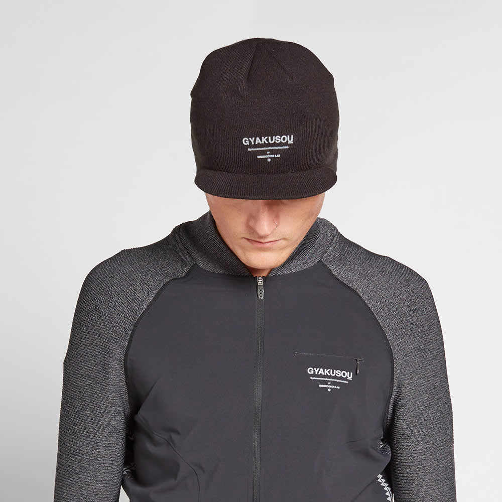 nike metcon 8 footlocker