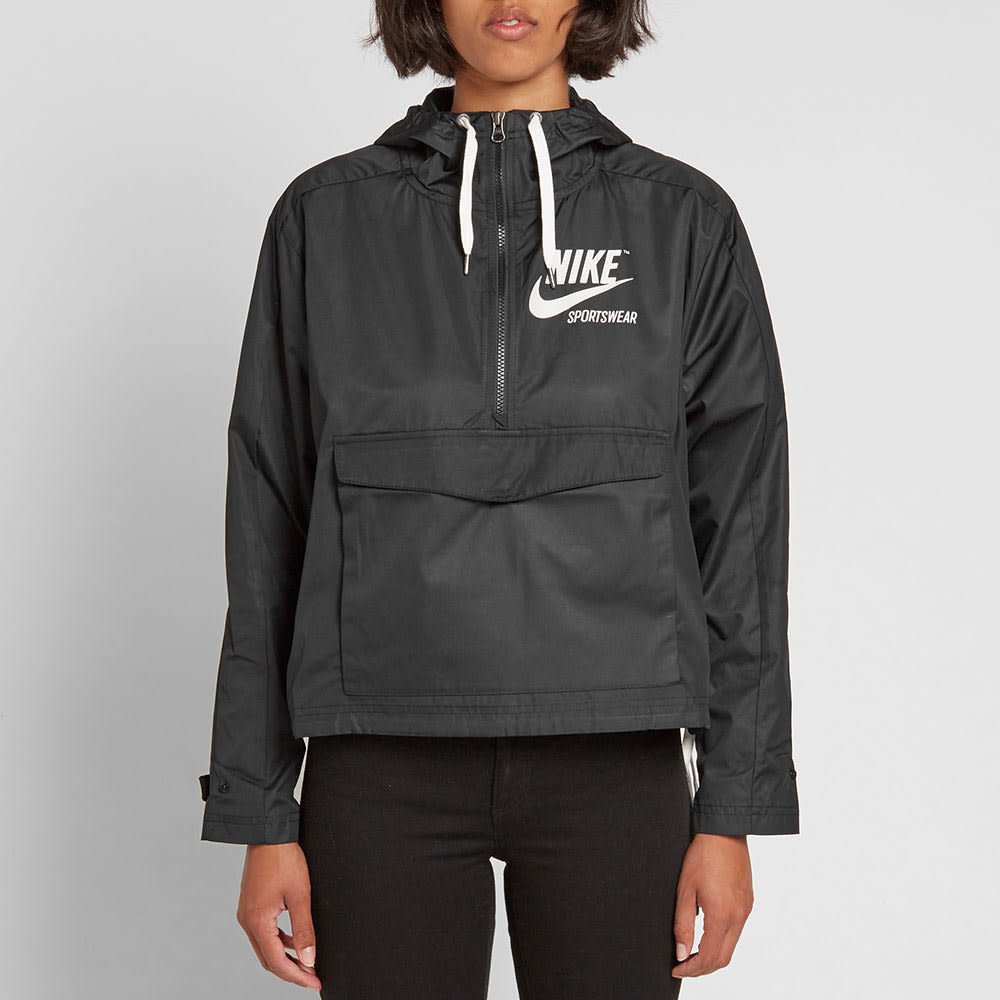 Nike Archive Pullover Jacket W Black & Sail END.