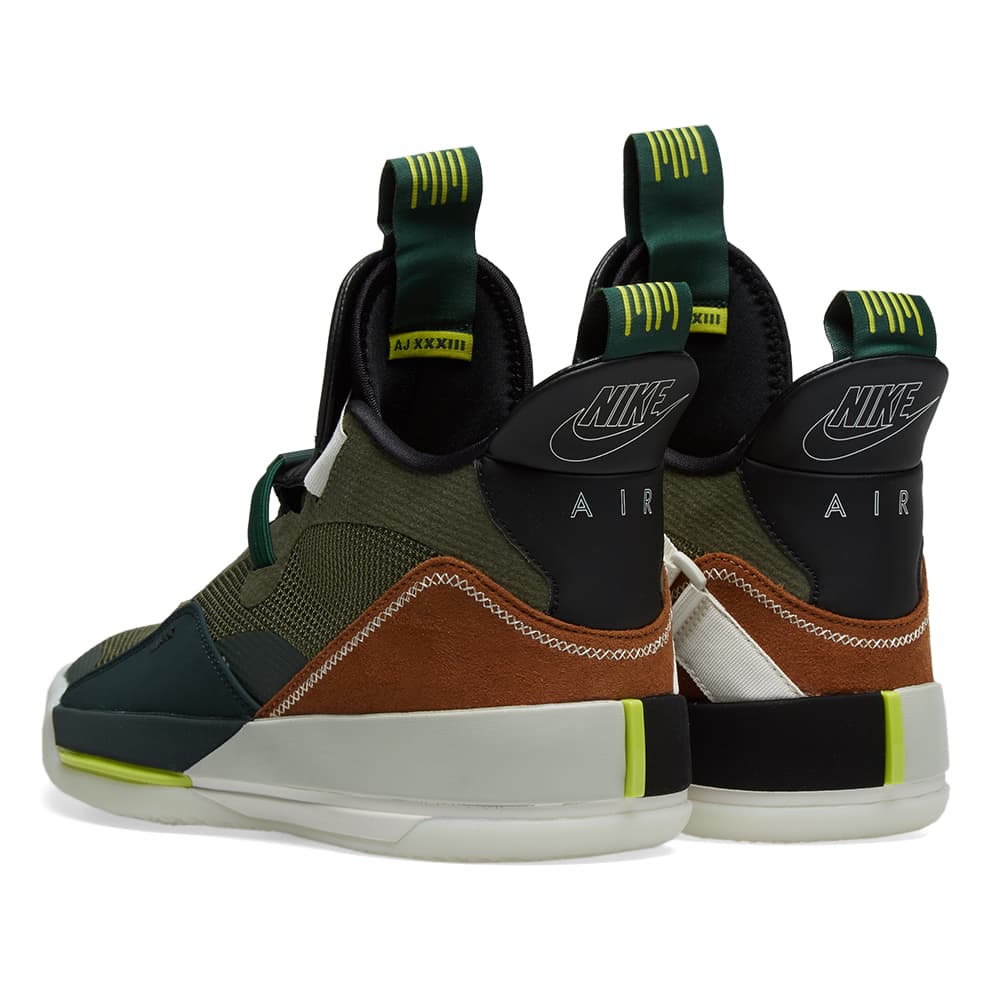 Travis Scott x Air Jordan XXXIII Army Olive, Sail & Ale ...