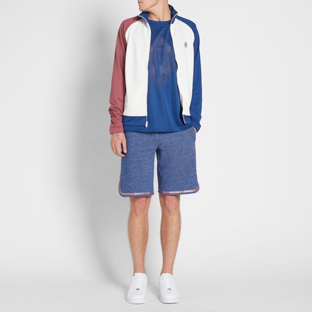 Nikelab qt tee pigalle Clearance