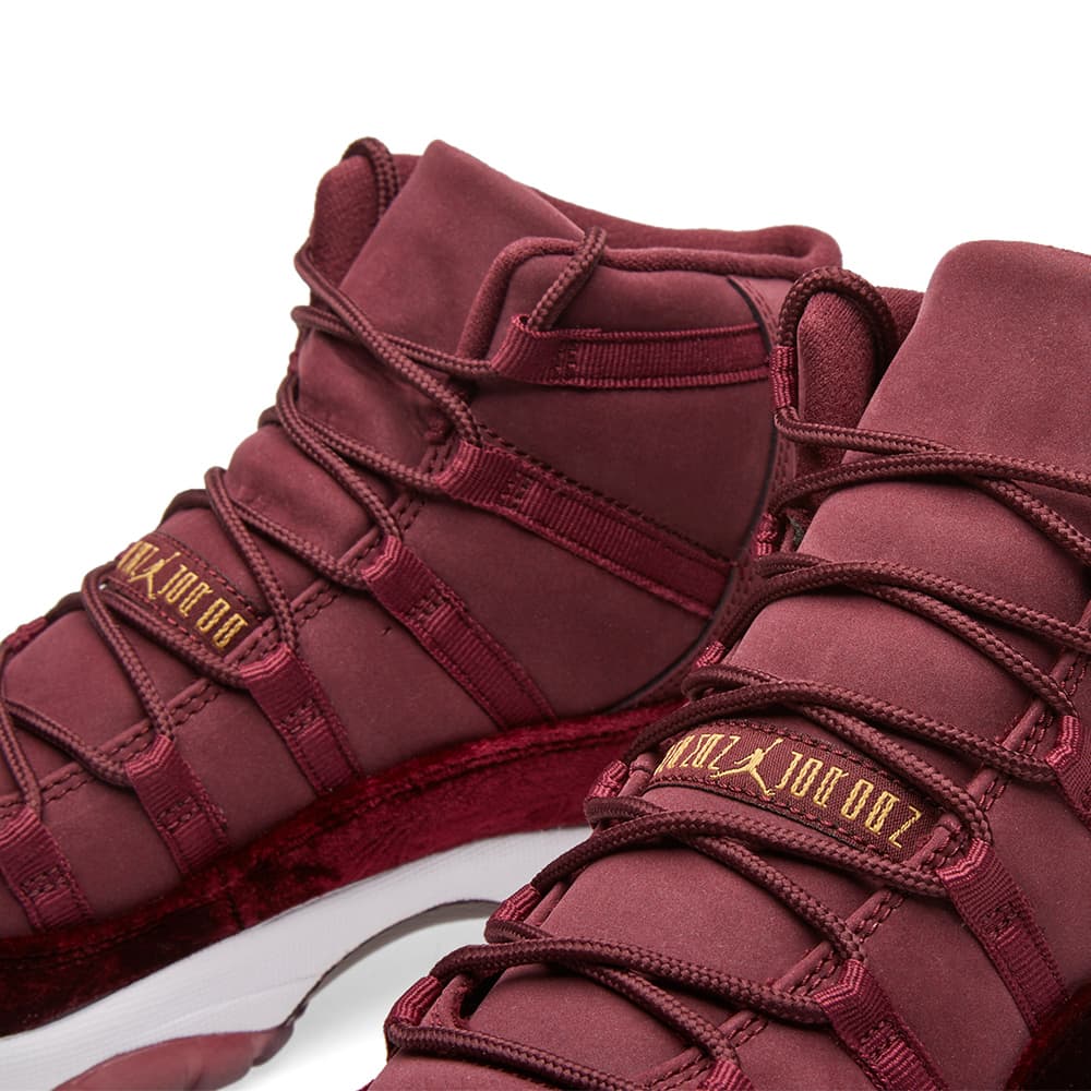 jordan 11 maroon
