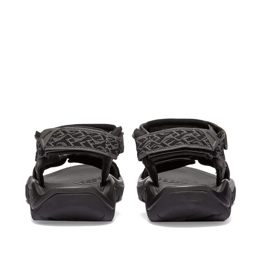 teva terra fi 5 universal black