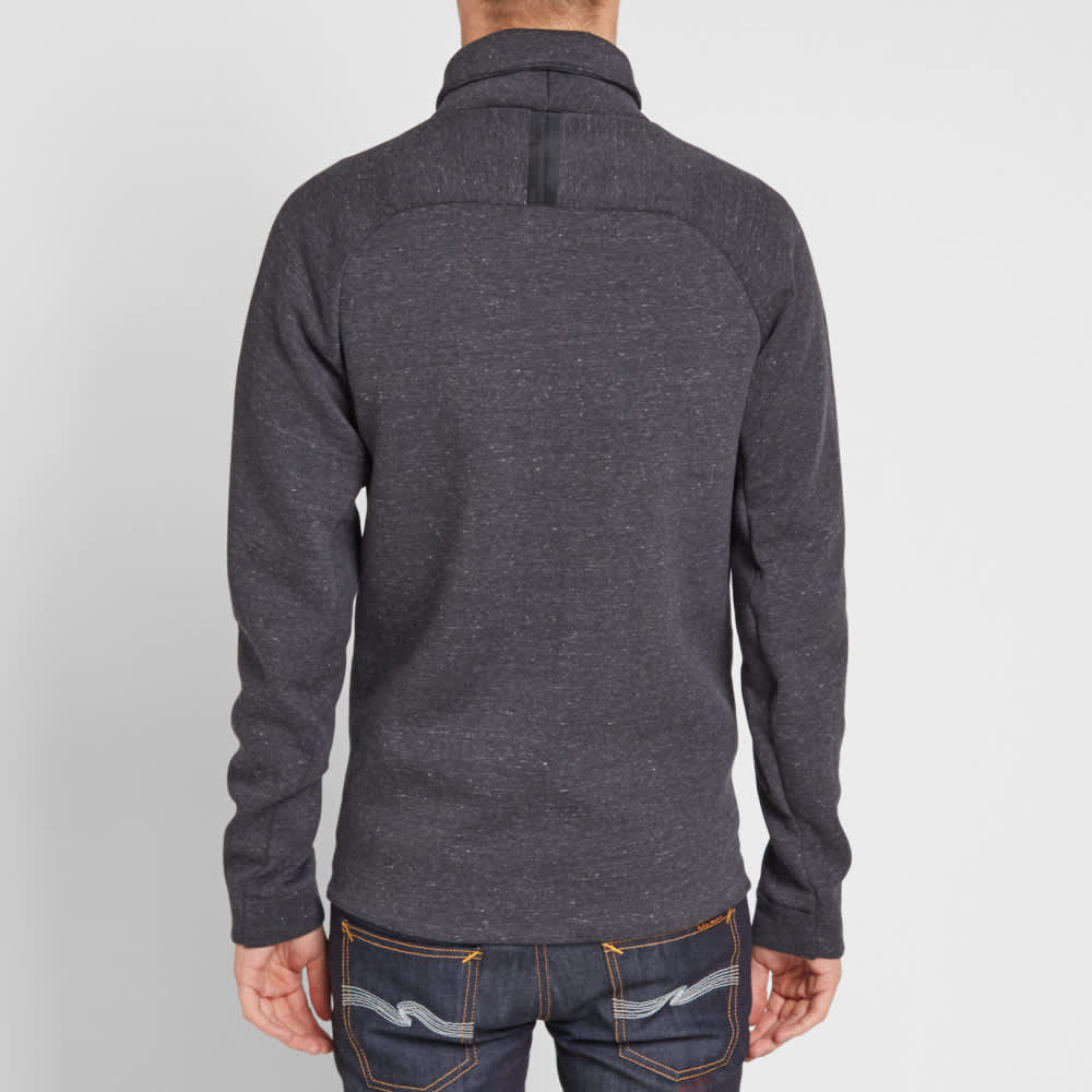 charcoal nike tech fleece