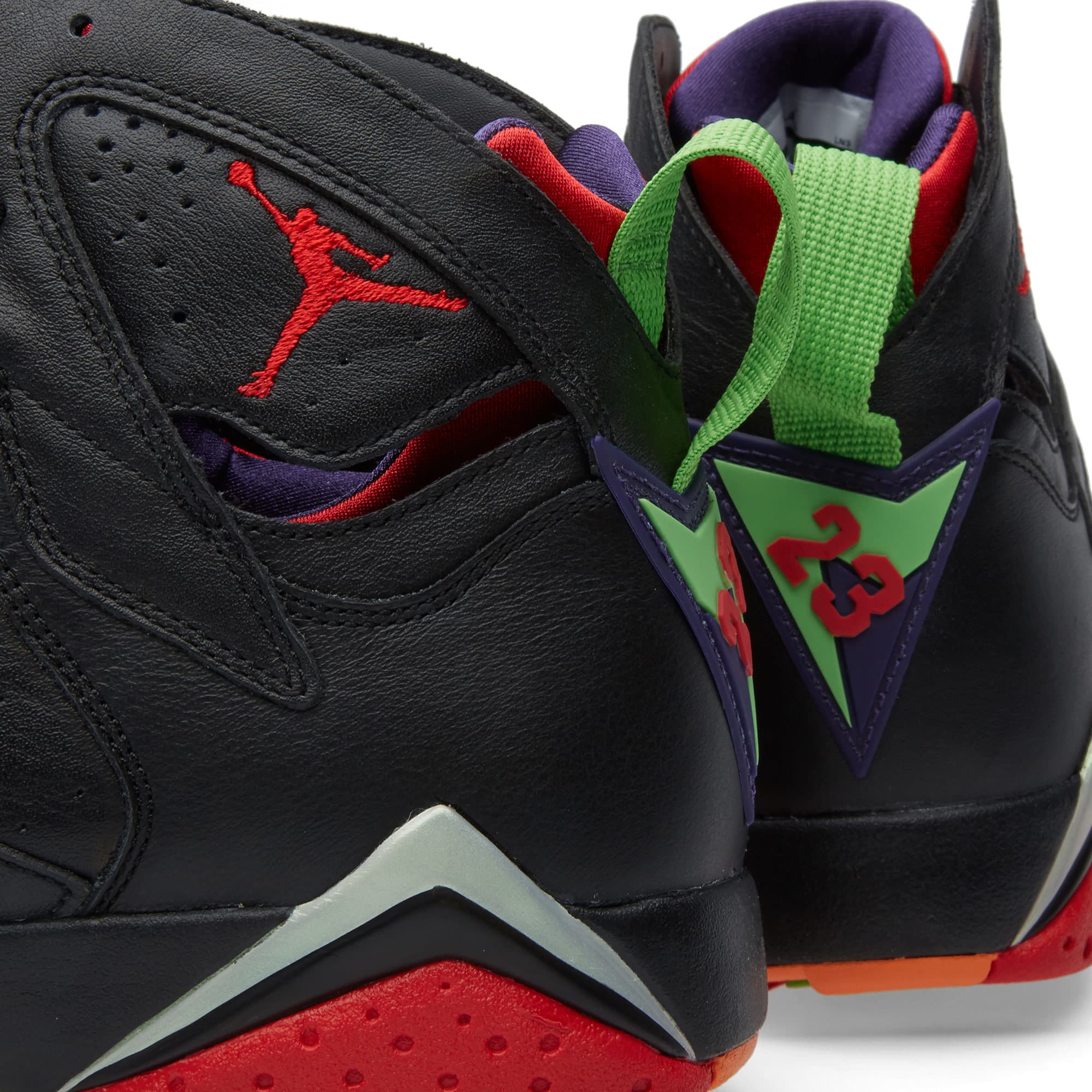 Nike Air Jordan VII Retro 'Marvin The Martian' Black & University Red