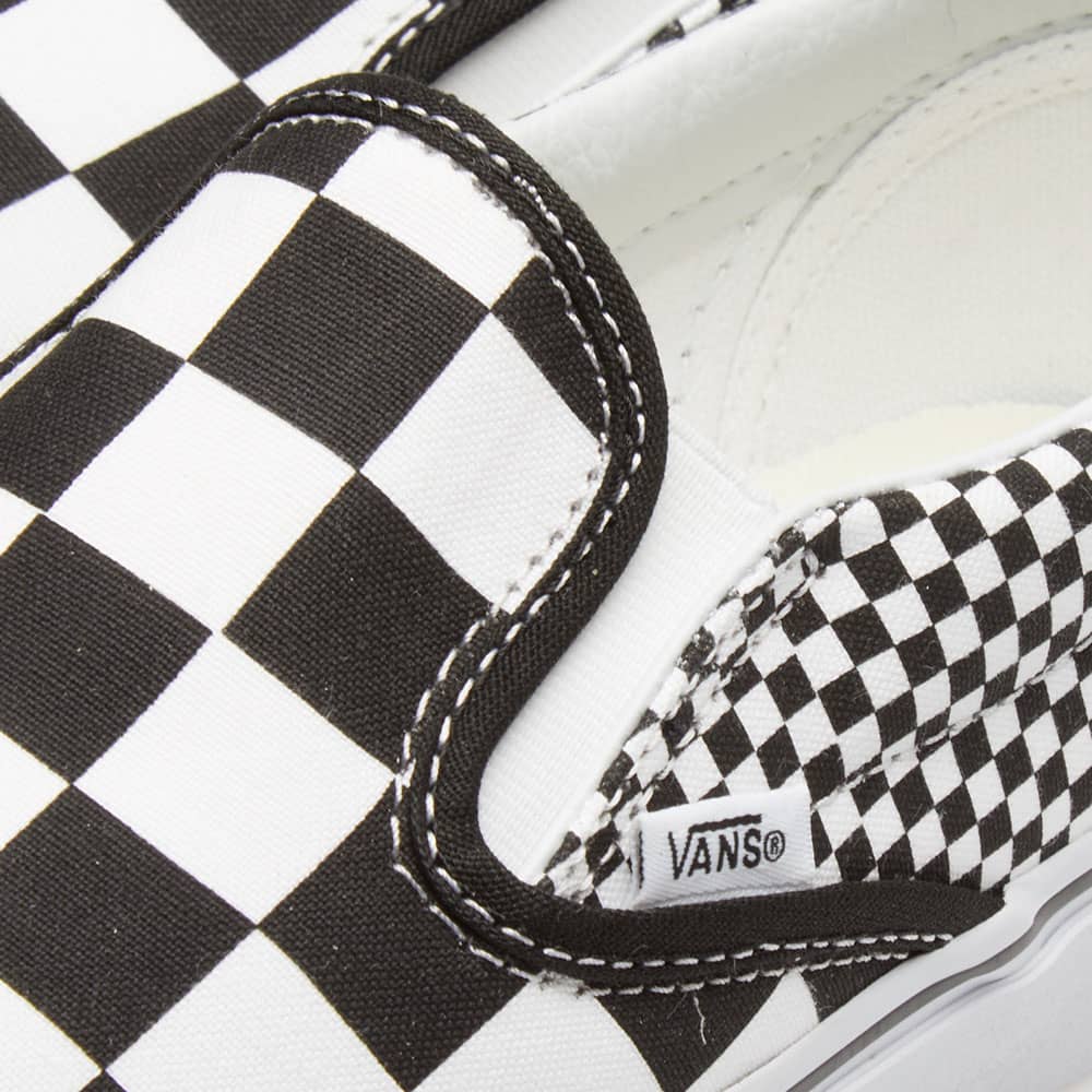 Vans slip on black white classic clearance