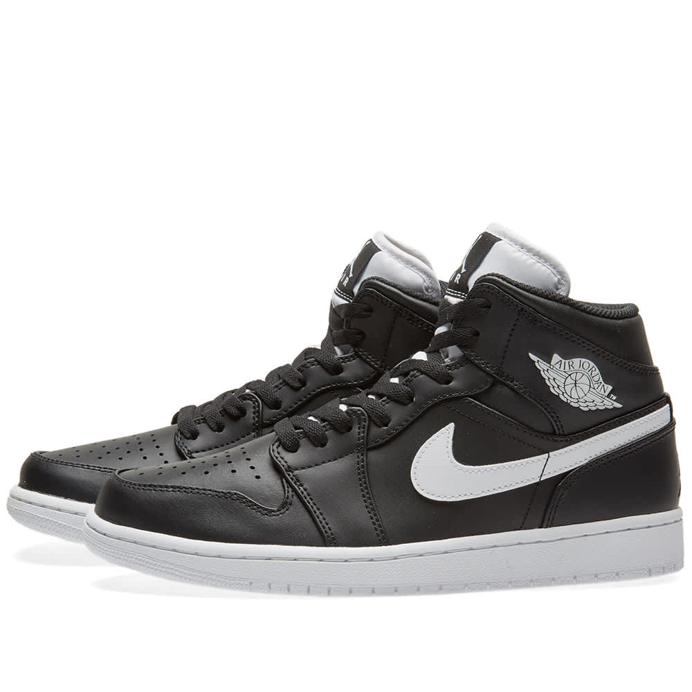 nike air jordan 1 mid black white