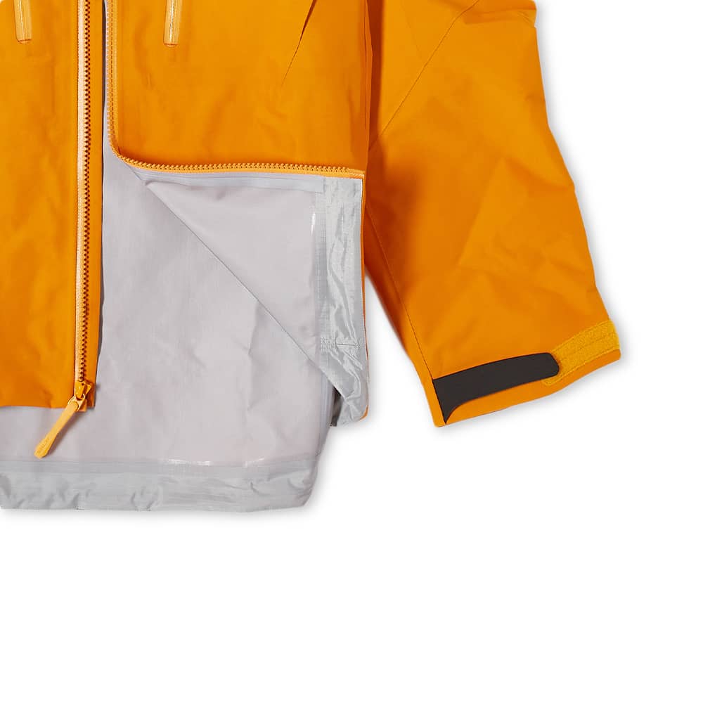 Arc'teryx Alpha SV 3L GoreTex Jacket Wildchild END.