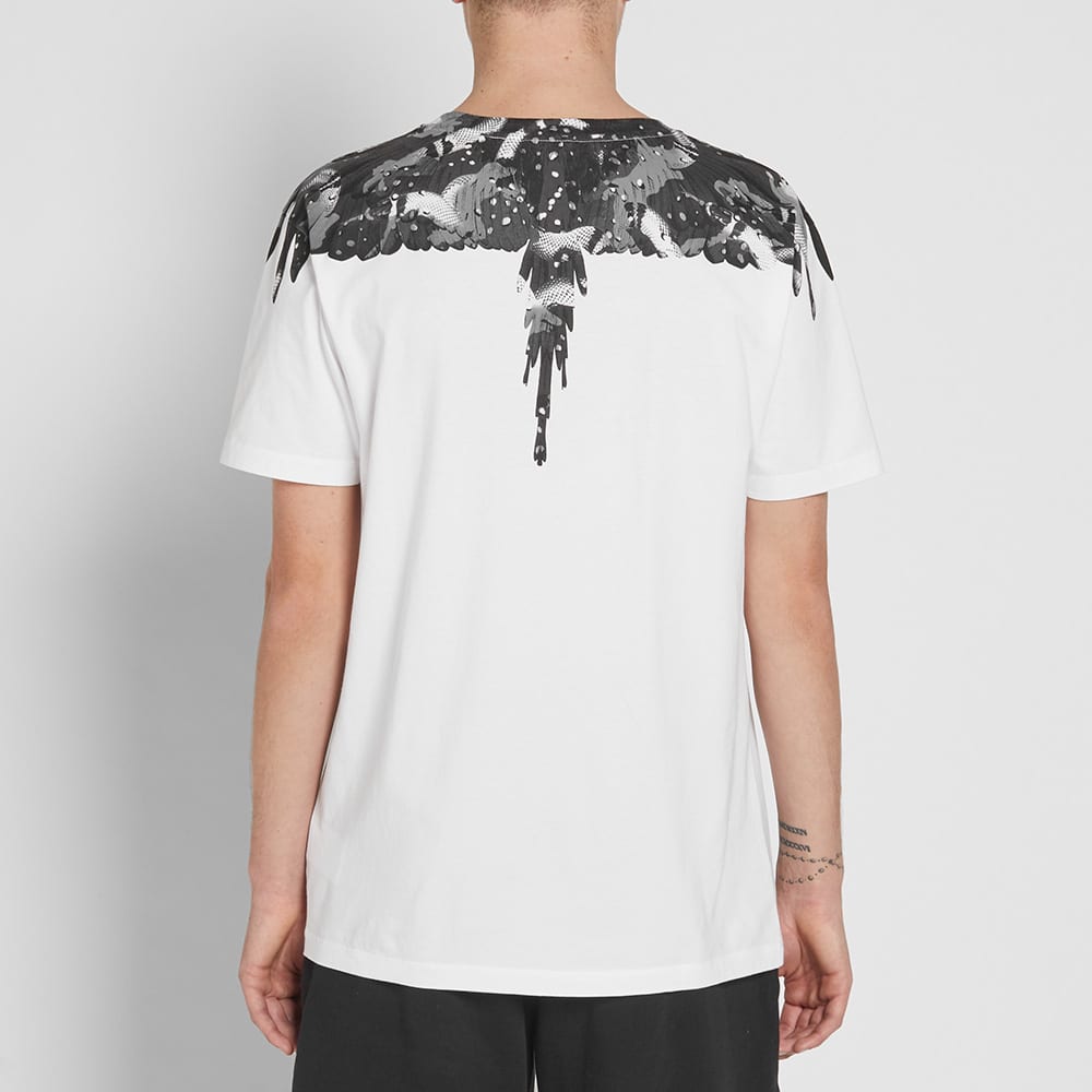 where is asos clothing located