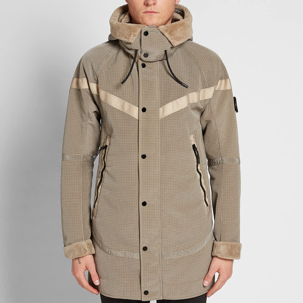 nikelab x stone island windrunner