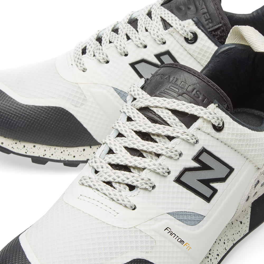 New Balance x Undefeated Trailbuster White, Black & Grey END. (US)
