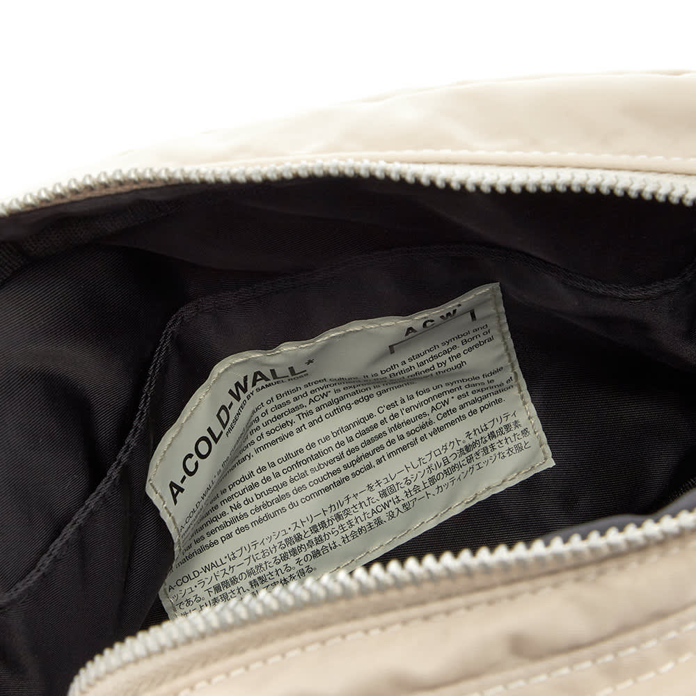 ACOLDWALL* Padded Envelope Cross Body Bag Moonbeam END. (IT)