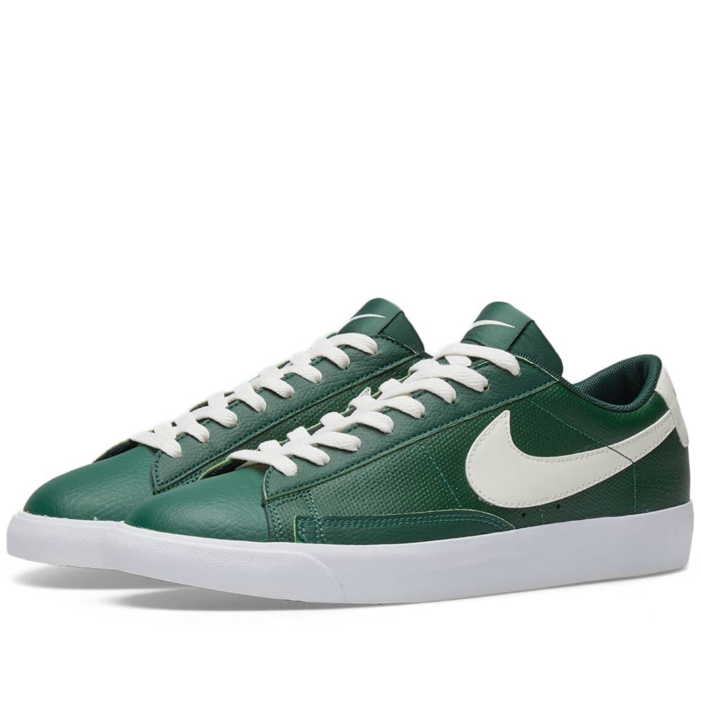 blazer low leather nike