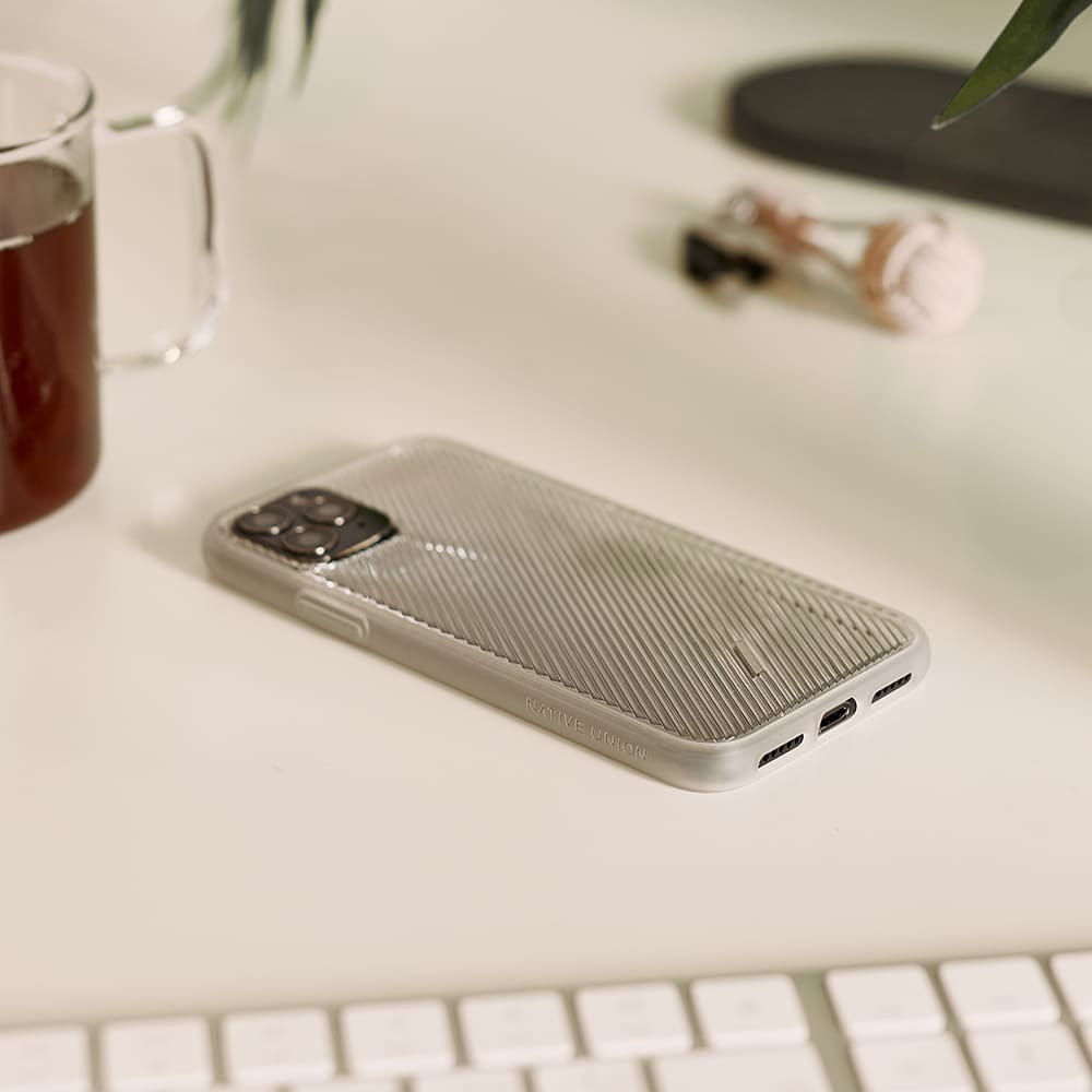 Native Union Clic View iPhone 11 Pro Case Clear | END. (SG)
