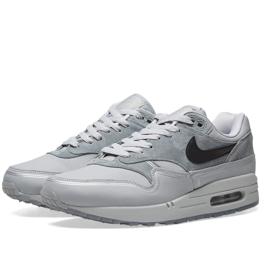 am1 wolf grey