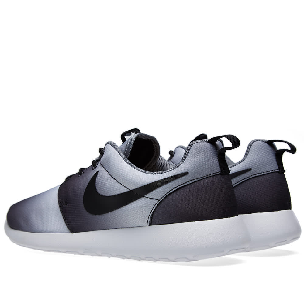 nike roshe run print