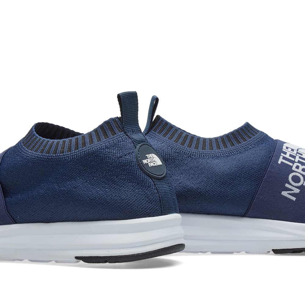 the north face nse traction knit moc