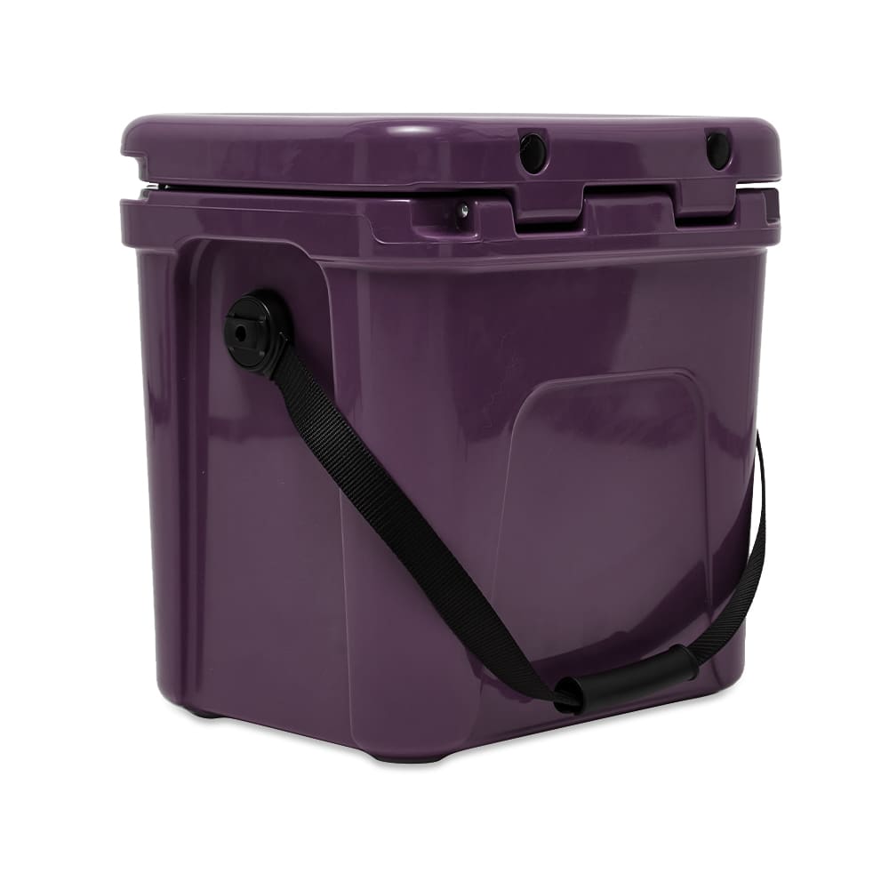 YETI Roadie 24 Cooler With Soft Strap Nordic Purple END. (BE)