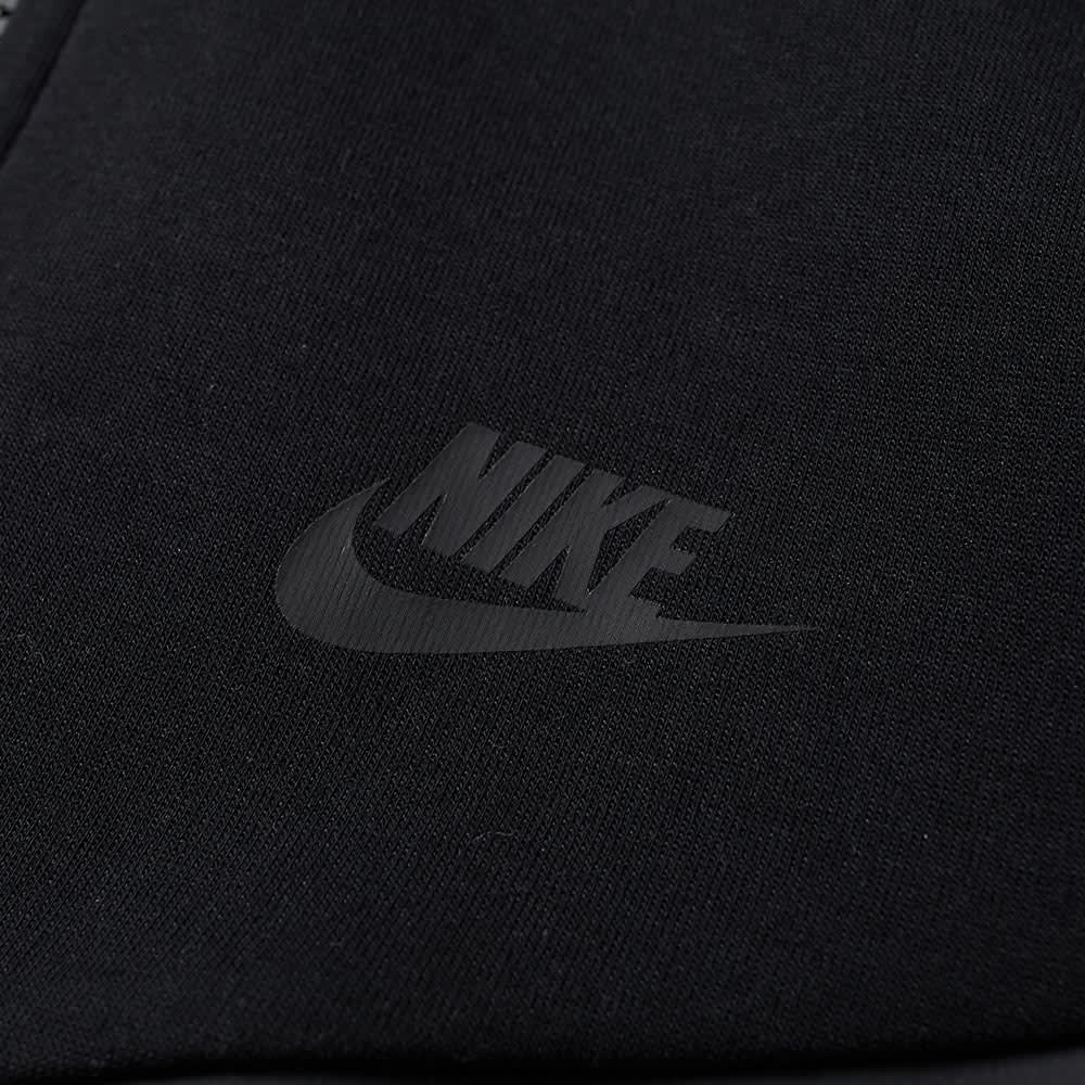 charcoal nike tech fleece