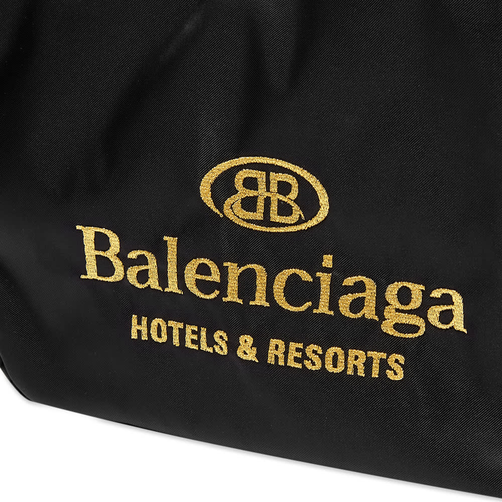 harga sling bag balenciaga