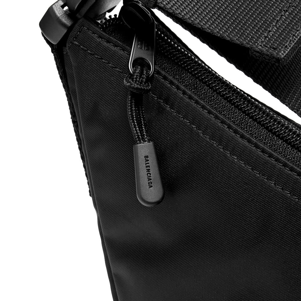 harga sling bag balenciaga