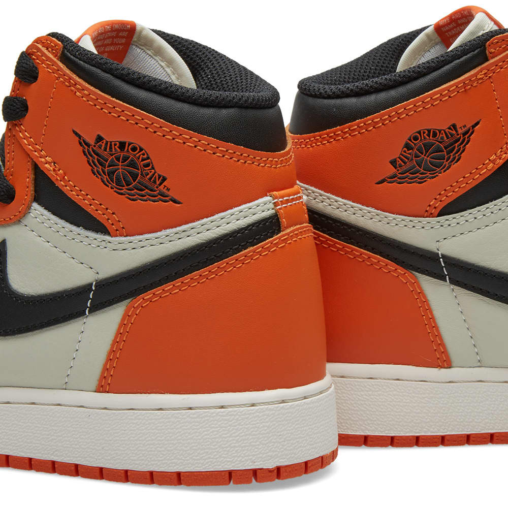 Nike Air Jordan 1 Retro High OG BG Sail, Black & Starfish | END. (KR)